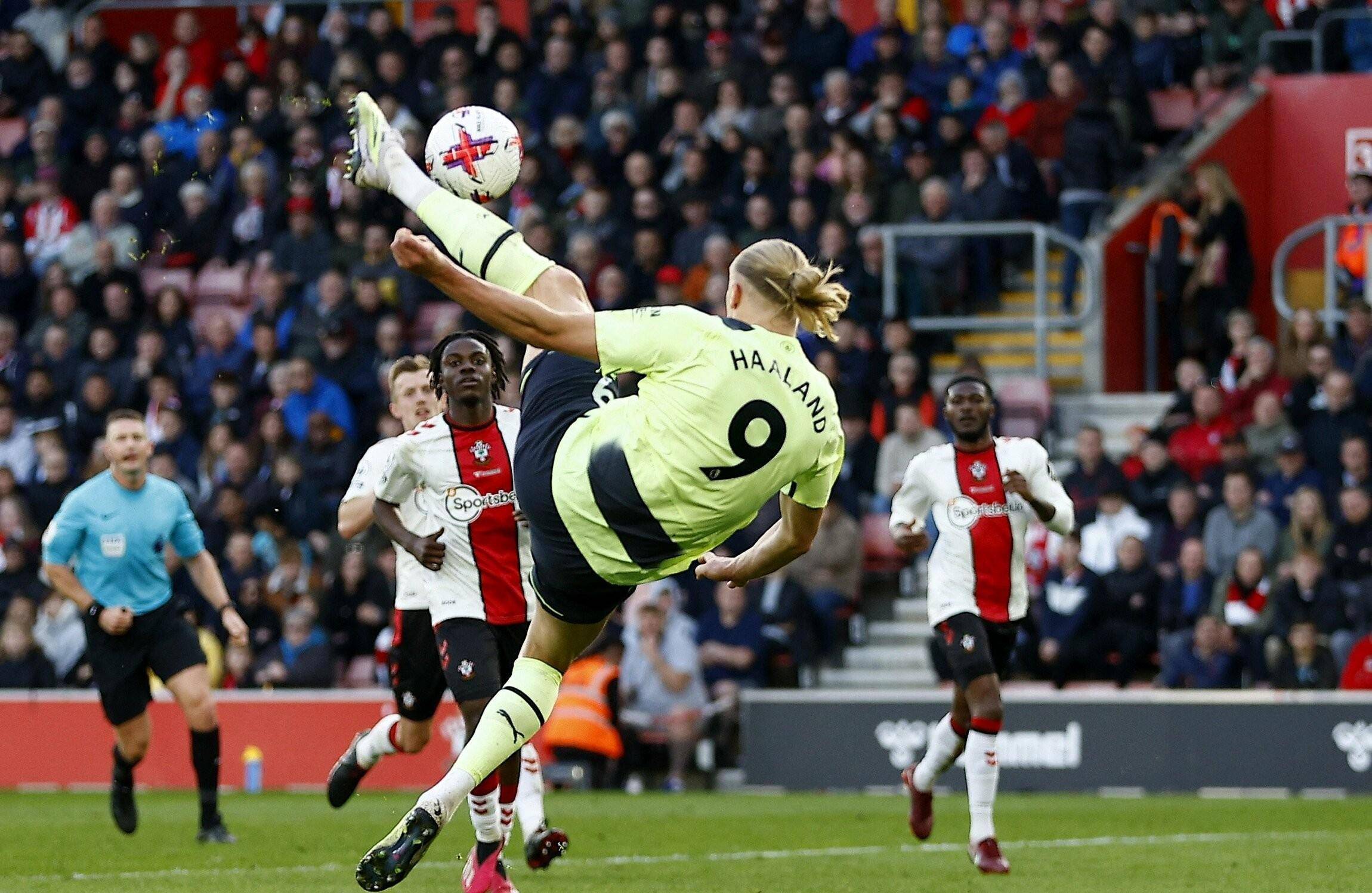 今晨突围战来临;浙江稠州围绕法国杯战术微调;话题不断;年轻球员得到机会的简单介绍 今晨突围战来临;浙江稠州围绕法国杯战术微调;话题不断;年轻球员得到机会的简单介绍